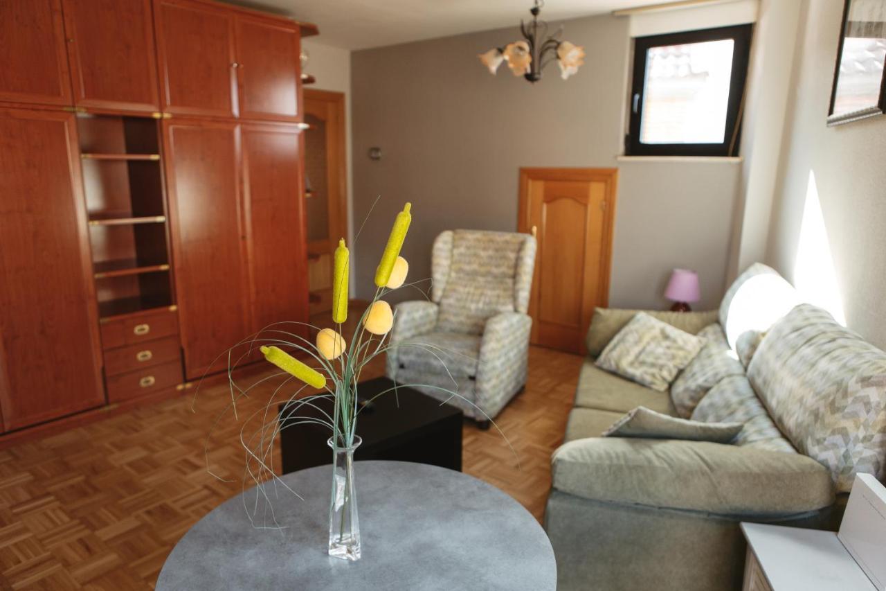 Vut Raquel Apartman Astorga Kültér fotó